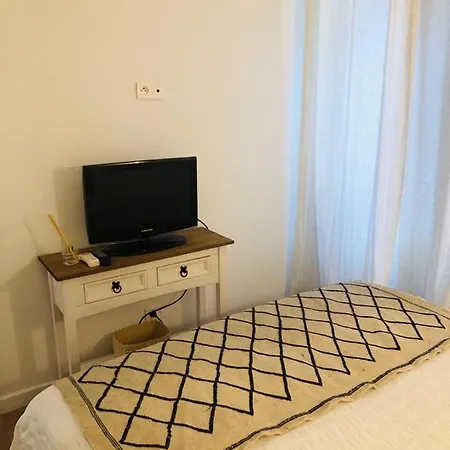 Cosy 4 Persons In Old Town Daire *